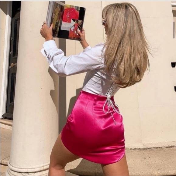 ZARA * PINK SATIN EFFECT MINI SKIRT - Picture 11 of 12